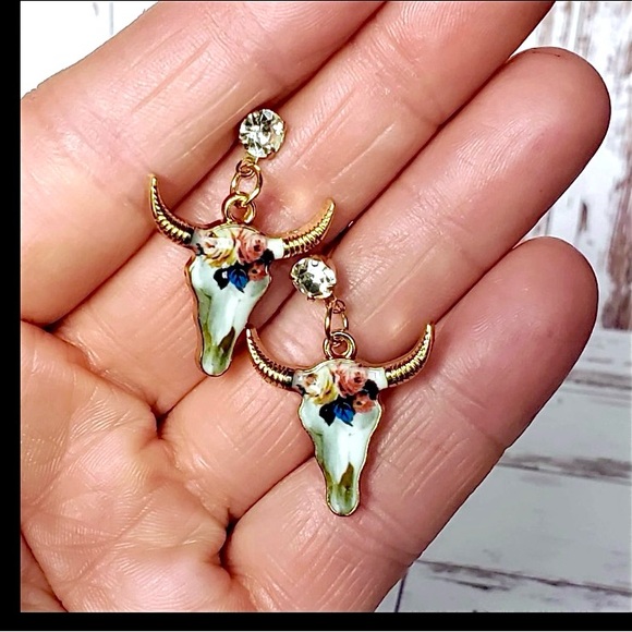 Rose of Texas Southwest Earrings - Picture 3 of 5